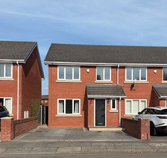 3 Bedroom Semi-Detached House To Rent In Cecil Street, Leigh, Greater Manchester, WN7