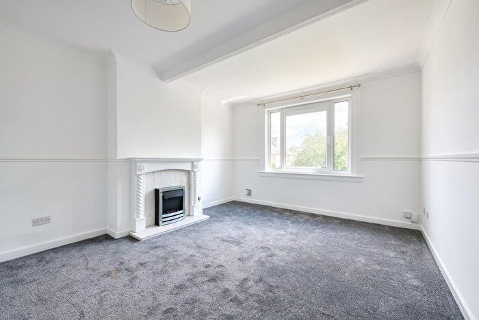 2 Bedroom Villa To Rent In Whitson Road, Edinburgh, EH11