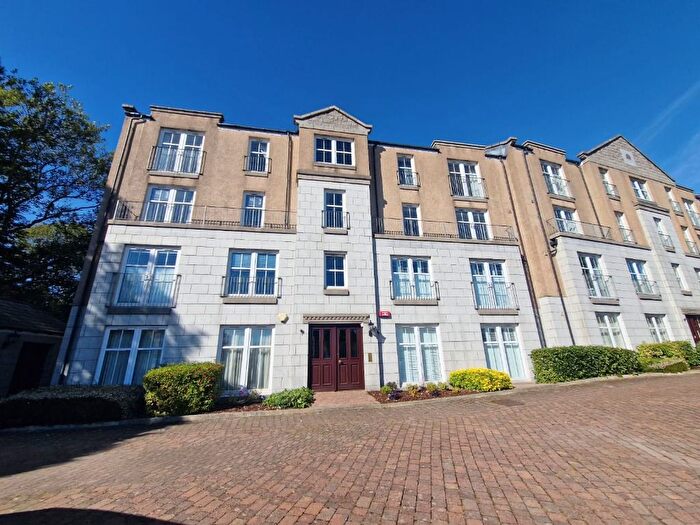 2 Bedroom Flat To Rent In Queens Road, West End, Aberdeen, AB15