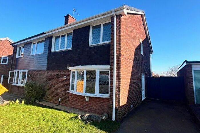 3 Bedroom Property To Rent In St. Margarets Road, Lichfield, WS13