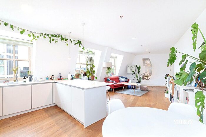 2 Bedroom Flat To Rent In Kingsland Road, London, E2