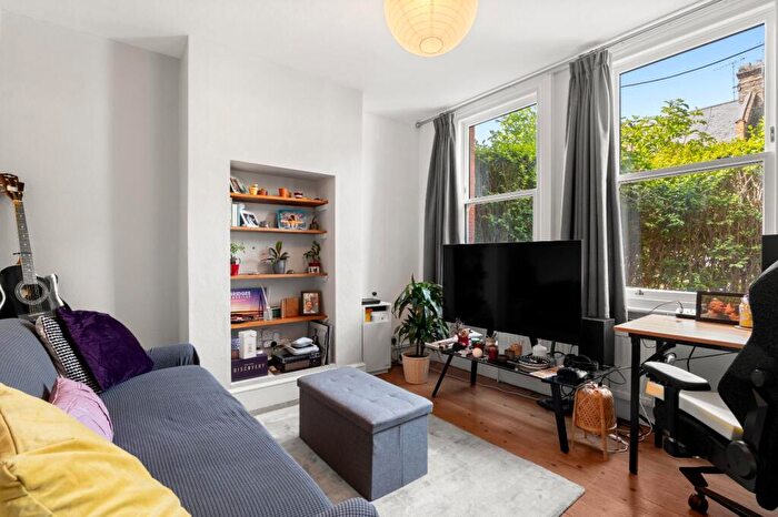 1 Bedroom Flat To Rent In Mersey Road, William Morris, E17