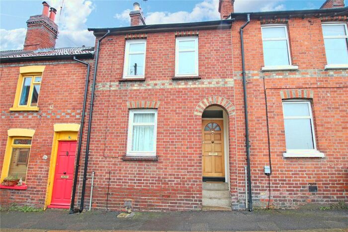 2 Bedroom Terraced House To Rent In Dover Street, Reading, Berkshire, RG1