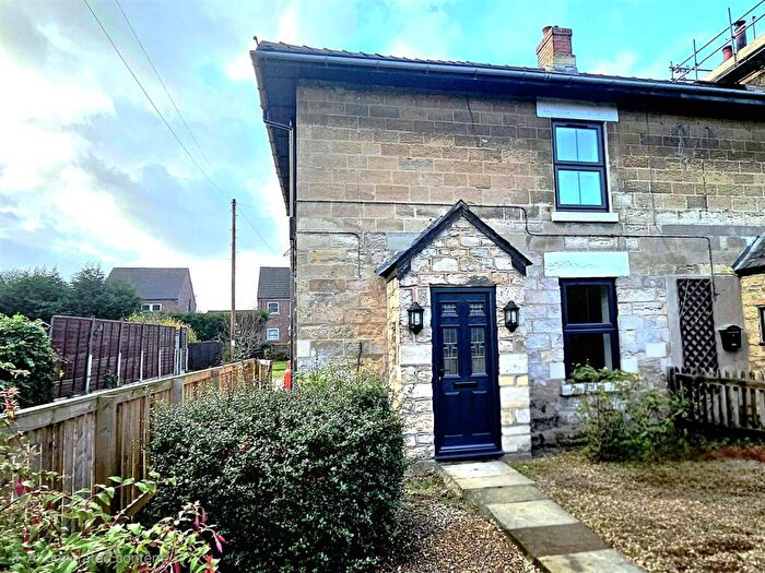 3 Bedroom End Of Terrace House To Rent In Doncaster Road, Pickburn, Doncaster, DN5