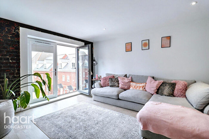 2 Bedroom Apartment For Sale In Kiln Court, Doncaster, DN3