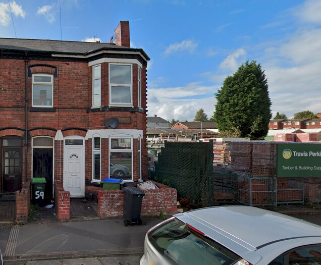3 Bedroom End Of Terrace House To Rent In Toll End Road, Dudley DY4