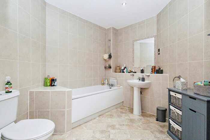 2 Bedroom Flat For Sale In Georgia Avenue, Didsbury, Manchester, Greater Manchester, M20