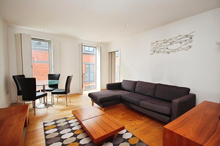 2 Bedroom Apartment For Sale In Museum Court, Lincoln, LN2