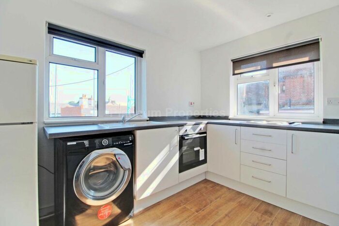 2 Bedroom Flat To Rent In Old Station Road, Newmarket, CB8