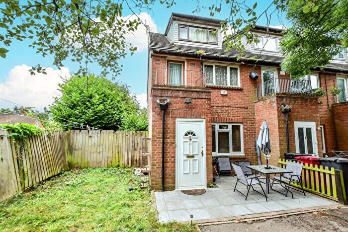 1 Bedroom Maisonette To Rent In Mead Avenue, Langley, SL3