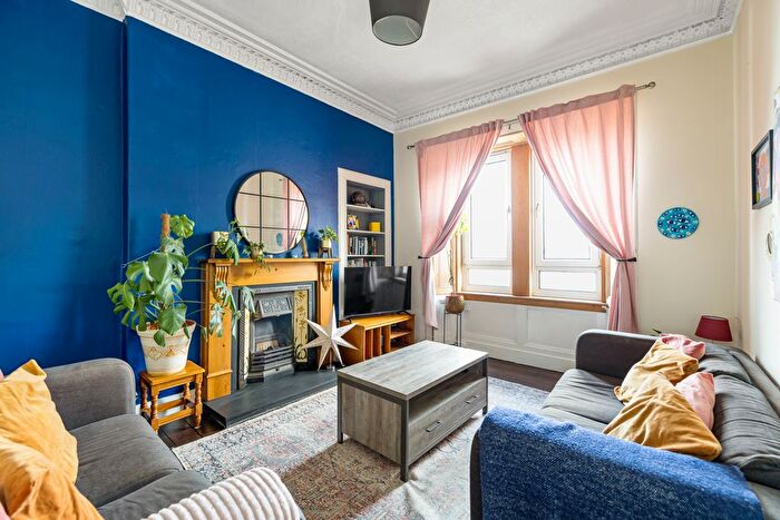 2 Bedroom Flat For Sale In / Easter Road, Leith, Edinburgh, EH6