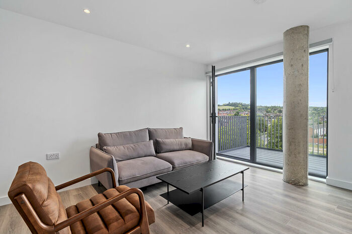 2 Bedroom Apartment To Rent In Guildford, GU1