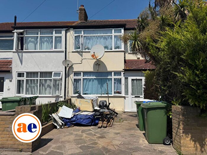 3 Bedroom House For Sale In Overton Road, Abbey Wood, SE2