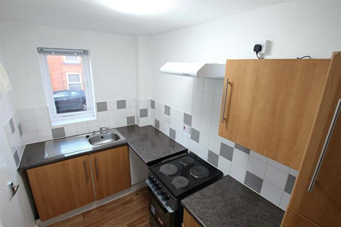 1 Bedroom Flat To Rent In Cyril Street, Northampton, NN1