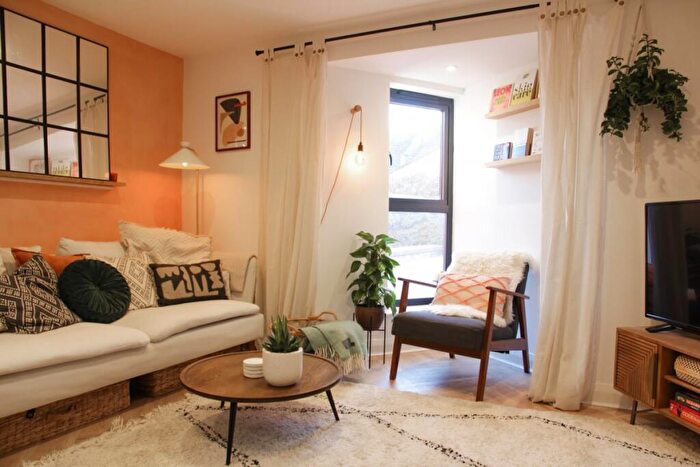 1 Bedroom Flat For Sale In Raleigh Road, Bristol, BS3