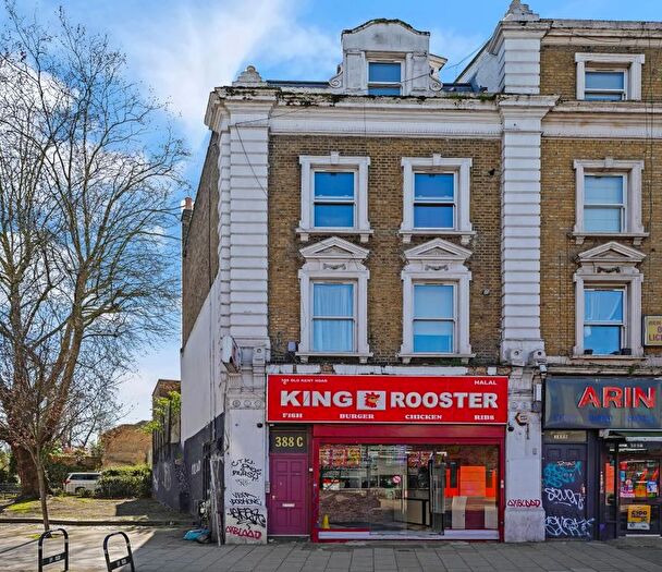 3 Bedroom Block Of Flats For Sale In C Old Kent Road, London, Southwark, SE1