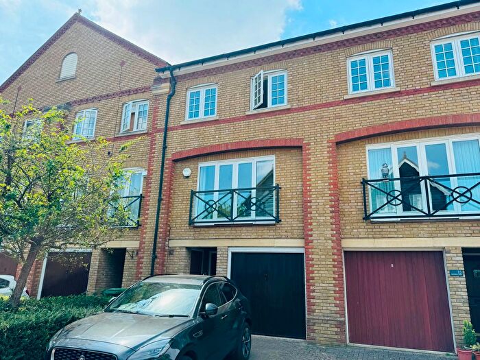 4 Bedroom Terraced House To Rent In Belvedere Close, Faversham, ME13