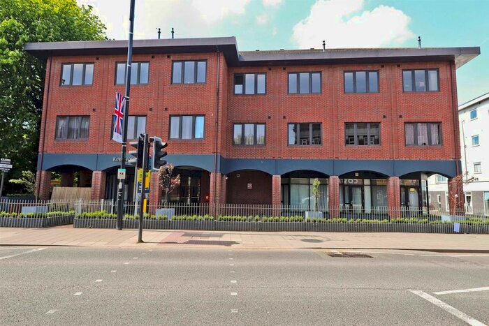 1 Bedroom Flat For Sale In Kirk House, Yiewsley, West Drayton, UB7