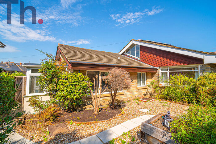 3 Bedroom Detached Bungalow For Sale In Shanklin, Isle Of Wight, PO37