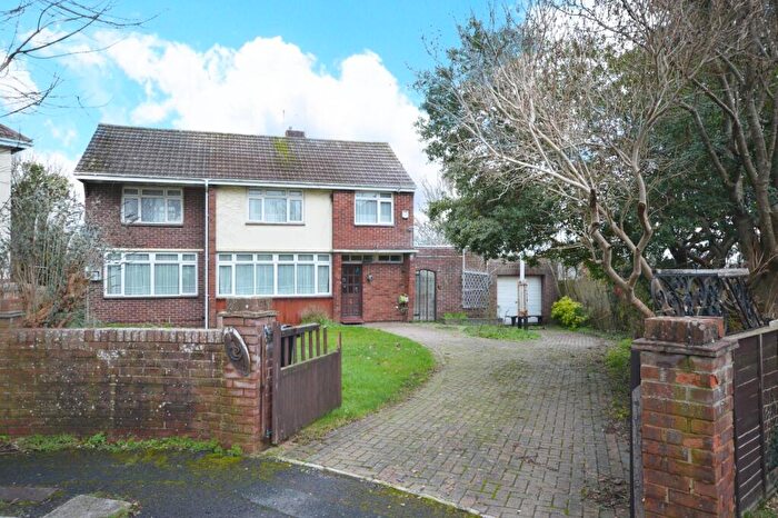 4 Bedroom Detached House For Sale In Broadlands Avenue, Keynsham, Bristol, BS31