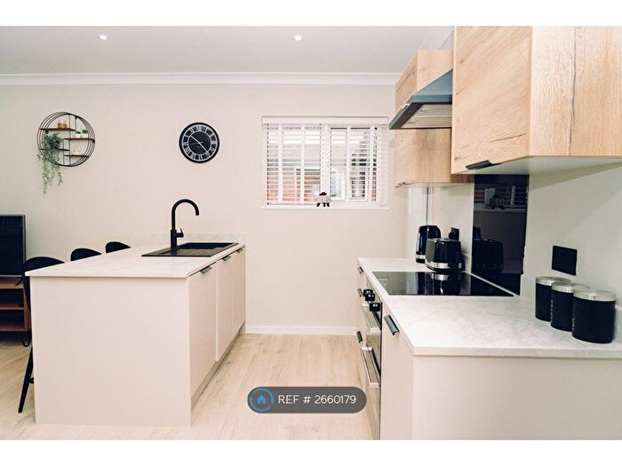 1 Bedroom Flat To Rent In Turner Road, Colchester, CO4