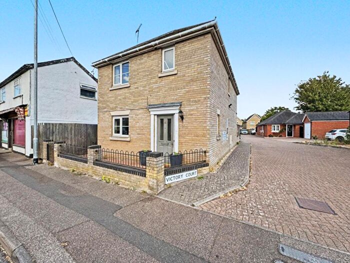 3 Bedroom Detached House For Sale In Poplar Hill, Stowmarket, IP14