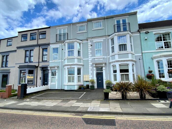 2 Bedroom Flat To Rent In Park Avenue, Whitley Bay, NE26