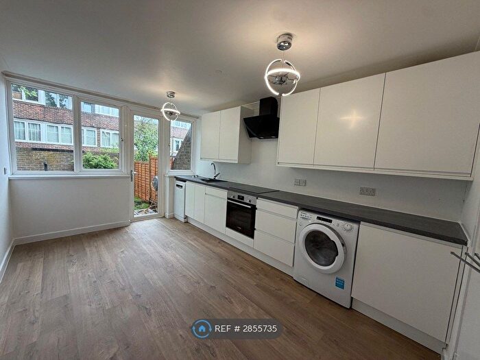 3 Bedroom End Of Terrace House To Rent In Popham St, London, N1