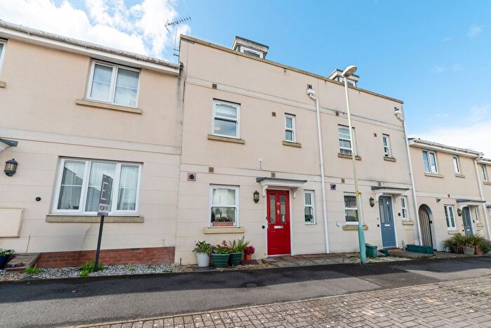 4 Bedroom Town House For Sale In Clearwell Gardens, Cheltenham, GL52