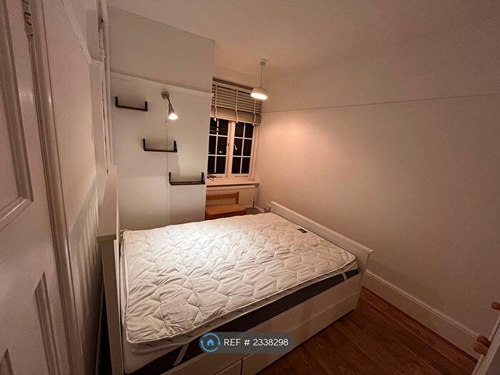 1 Bedroom Flat To Rent In Makepeace Mansions, London, N6