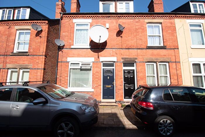 3 Bedroom Terraced House For Sale In Lord Street, Sneinton, Nottingham, NG2