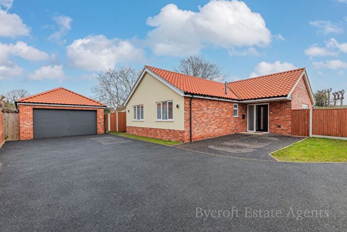 3 Bedroom Detached Bungalow For Sale In Alder Avenue, Martham, NR29