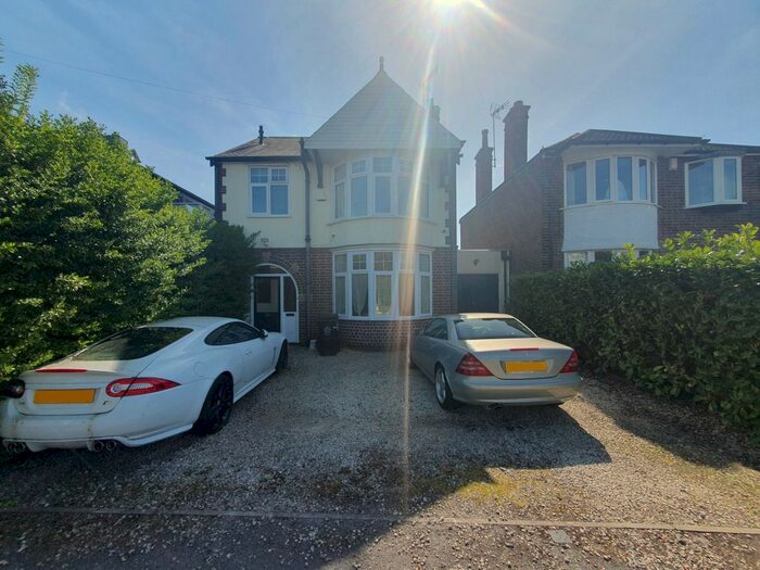 4 Bedroom Property To Rent In Shanklin Drive, Leicester, LE2