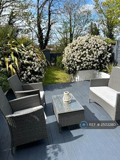 2 Bedroom Terraced House To Rent In Ashford Road, Swindon, SN1