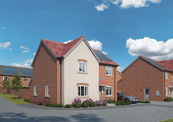4 Bedroom Detached House For Sale In Twyning Gardens, Twyning, GL20