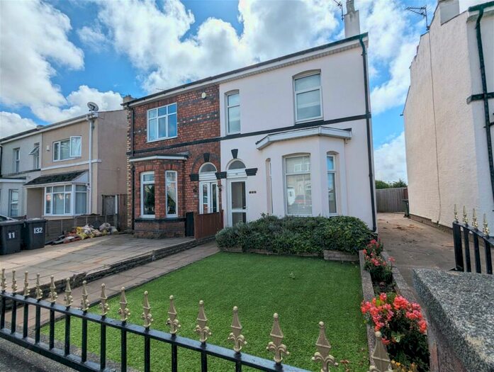 2 Bedroom Semi-Detached House To Rent In Upper Aughton Road, Southport, PR8