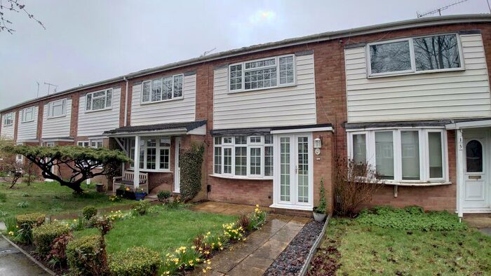 2 Bedroom House To Rent In Lynton Close, Warwick, CV34