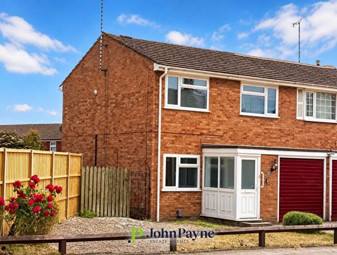 3 Bedroom Semi-Detached House To Rent In Woodstock Road, Cheylesmore, Coventry, CV3