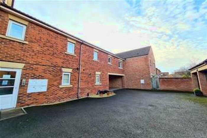 2 Bedroom Flat To Rent In Rainhill Way - Darlington, DL2