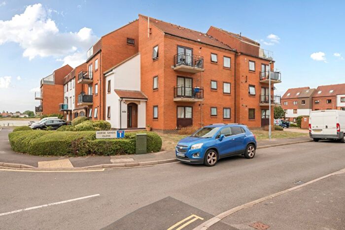 3 Bedroom Flat For Sale In Ferry Road, Southsea, PO4