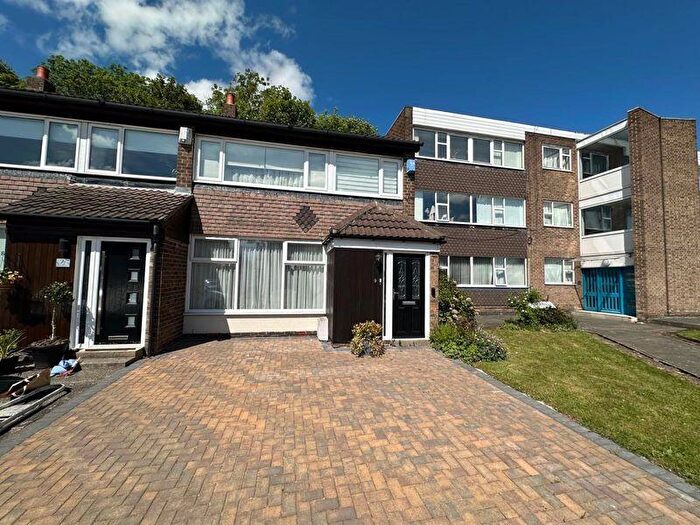 3 Bedroom Terraced House For Sale In Woodside Crescent, Forest Hall, NE12