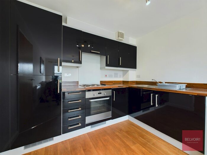 1 Bedroom Flat To Rent In Copper Quarter, Swansea, SA1