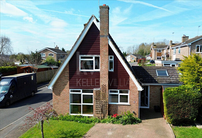 3 Bedroom Detached House For Sale In Berry Close, Hackleton, Northamptonshire, NN7