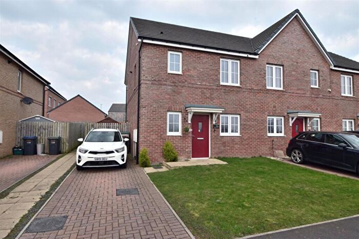 3 Bedroom End Of Terrace House For Sale In Nable Hill Close, Chilton, Ferryhill, DL17