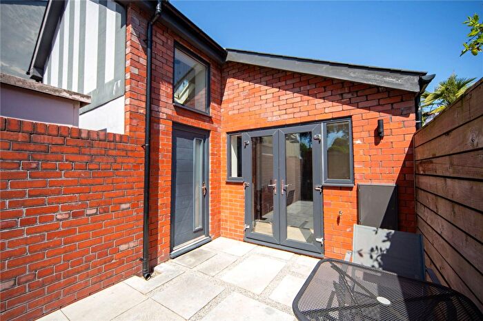 1 Bedroom Flat To Rent In Roath Court Road, Roath, Cardiff, CF24