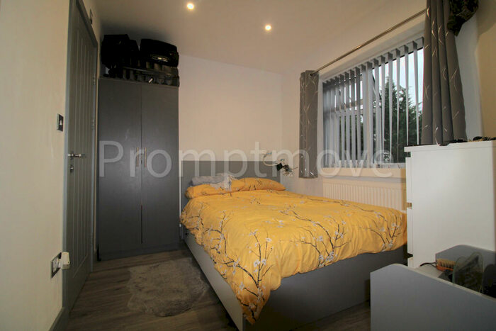 Studio To Rent In Clevedon Road Luton, LU2