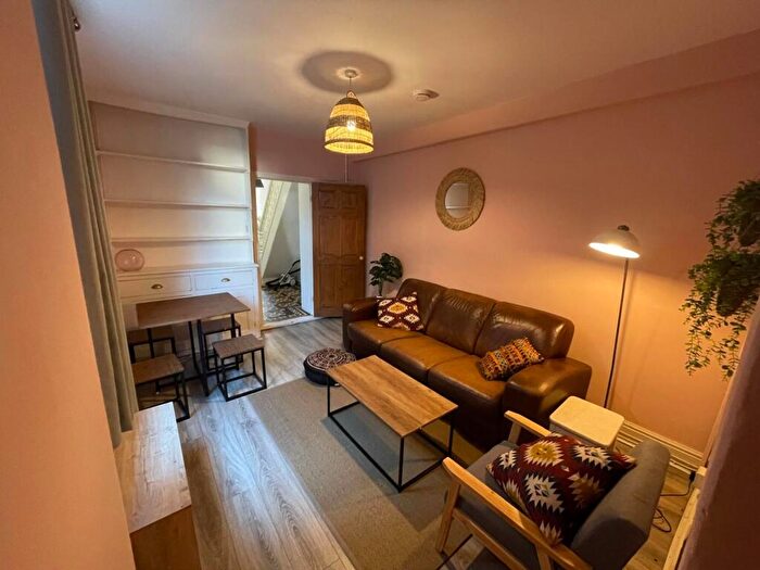 4 Bedroom Terraced House To Rent In Manor Street, Cardiff, CF14