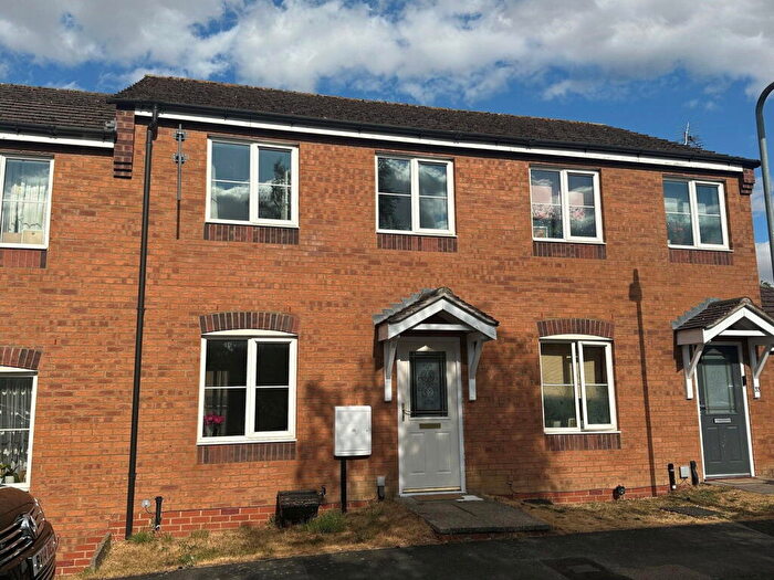 3 Bedroom Terraced House For Sale In Lowery Close, Corby, Northamptonshire, NN18