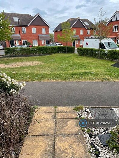 2 Bedroom End Of Terrace House To Rent In Starling Crescent, Slough, SL3