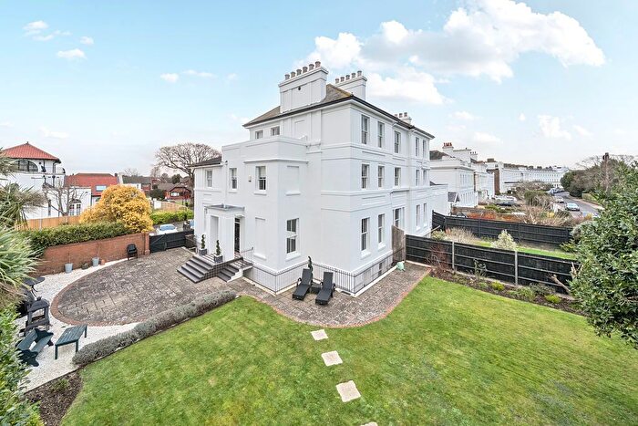 5 Bedroom Property For Sale In Wakefield Place, Alverstoke, Gosport, PO12